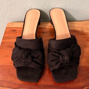Black Slide Sandals with Bow